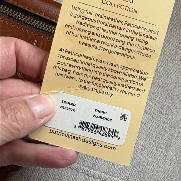 NWT Patricia Nash Tinchi Florence Floral Leather Crossbody - Picture 2 of 5